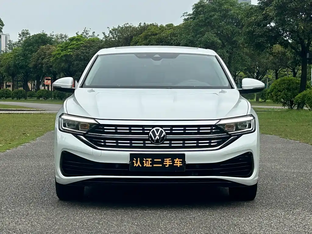 Volkswagen Sagitar — миниатюра 2