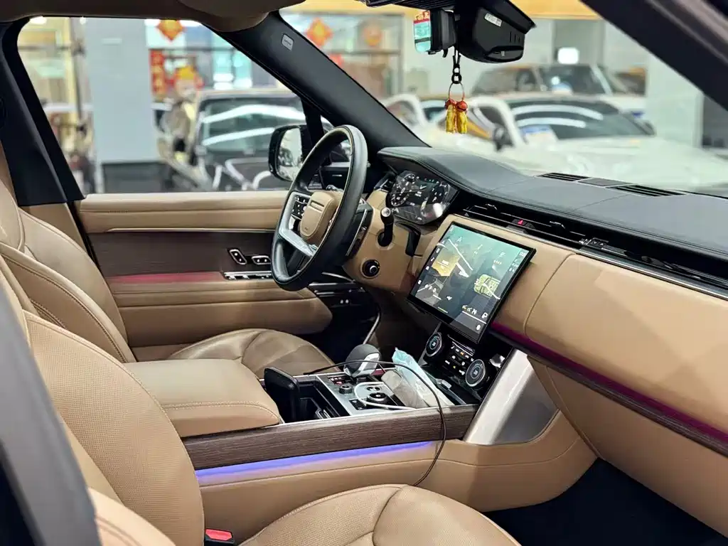 Land Rover Range Rover — миниатюра 8