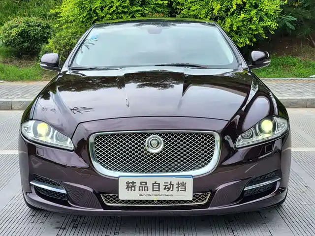 2012 Jaguar XJ