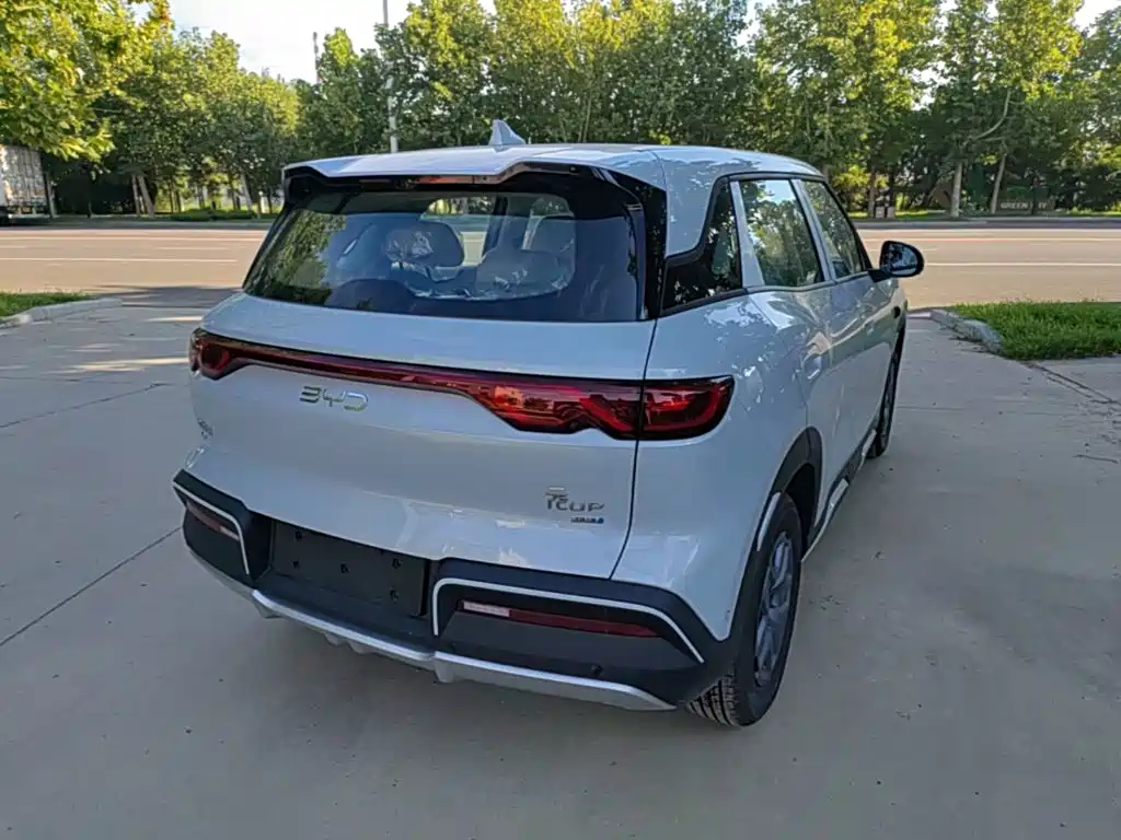 BYD Yuan UP — миниатюра 7