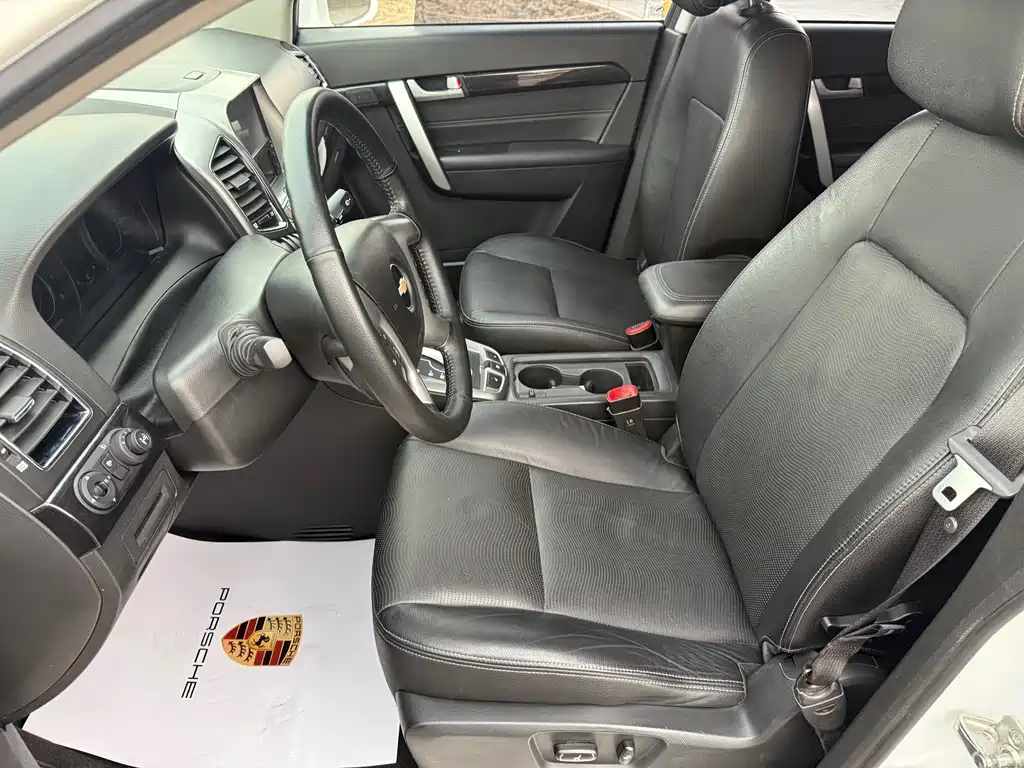 Chevrolet Captiva — миниатюра 10