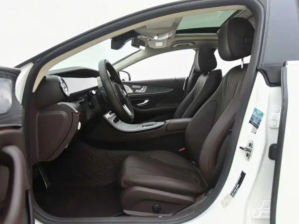 Mercedes-Benz CLS 2021 CLS 300 Luxury