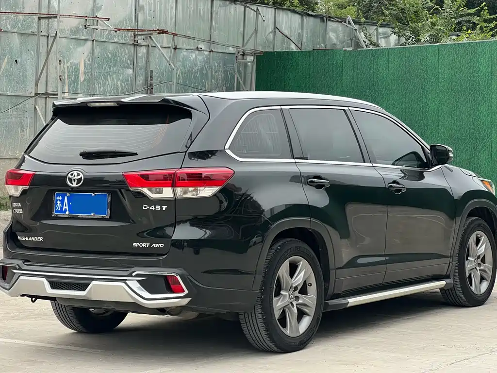 Toyota Highlander — миниатюра 6