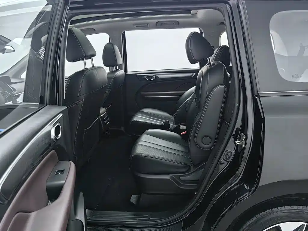 GAC Motor Trumpchi M6 — миниатюра 15