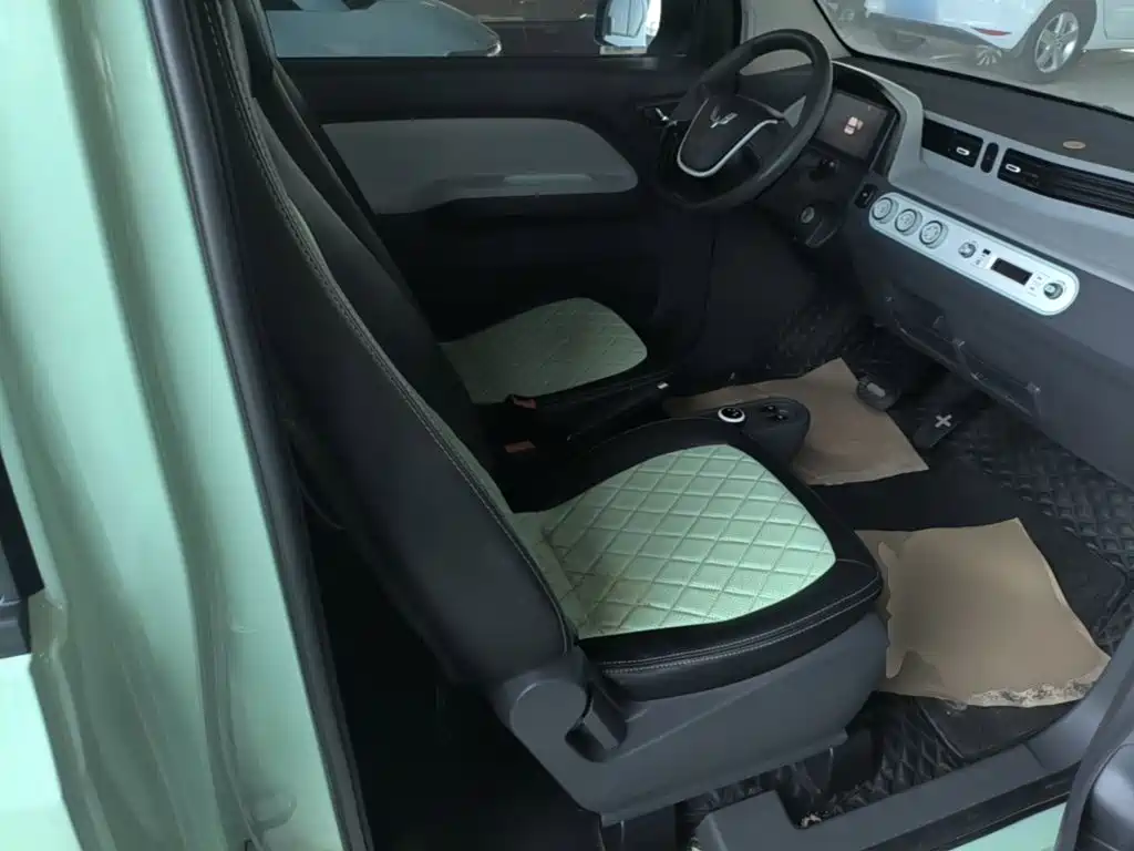 Wuling MINIEV — миниатюра 25
