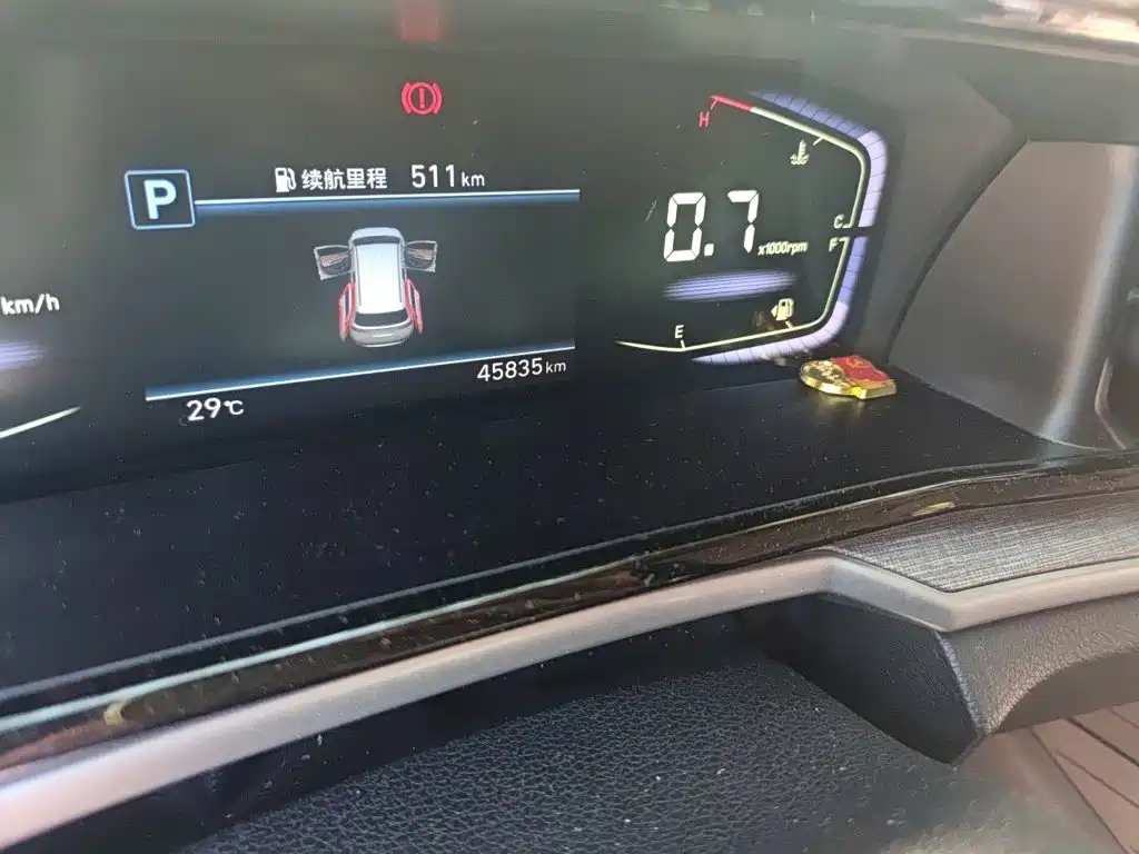 Hyundai Custo — миниатюра 8
