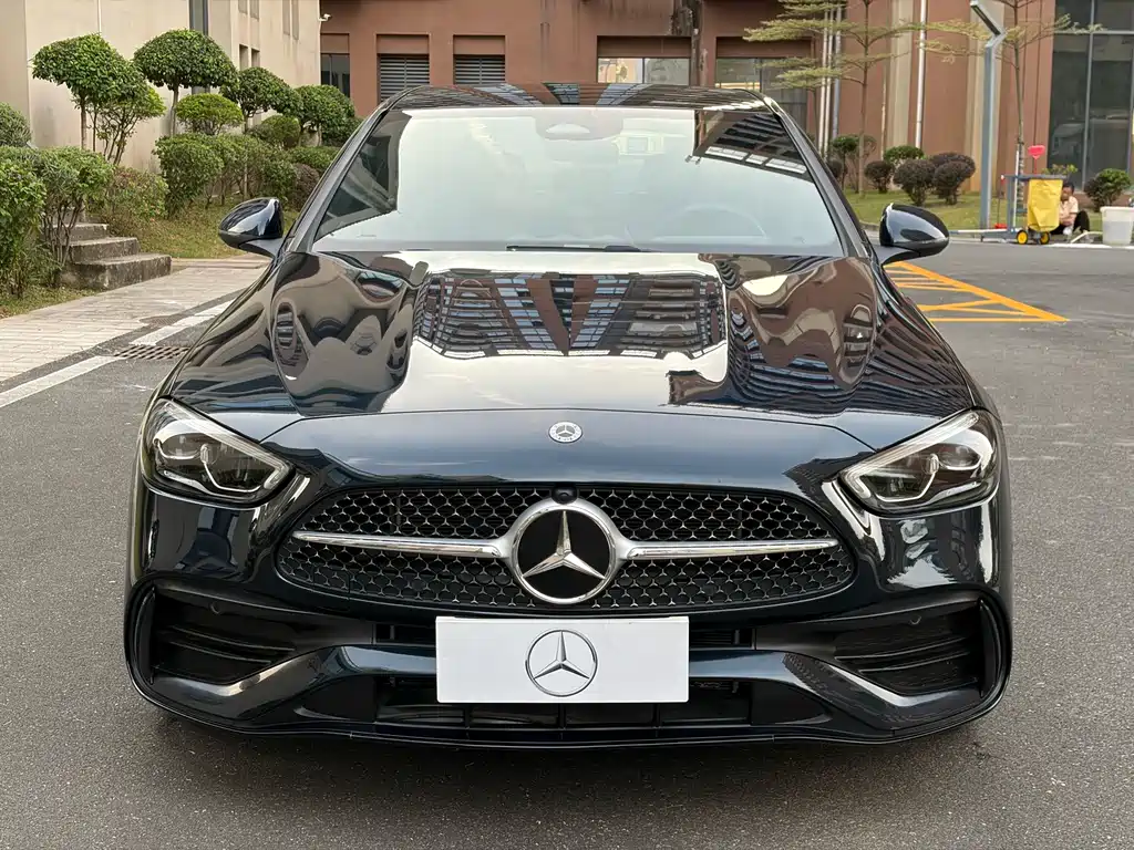 Mercedes-Benz C-Class — миниатюра 2
