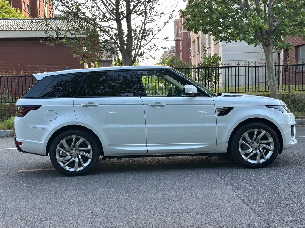 Land Rover Range Rover Sport 2018 3.0 SC V6 HSE DYNAMIC