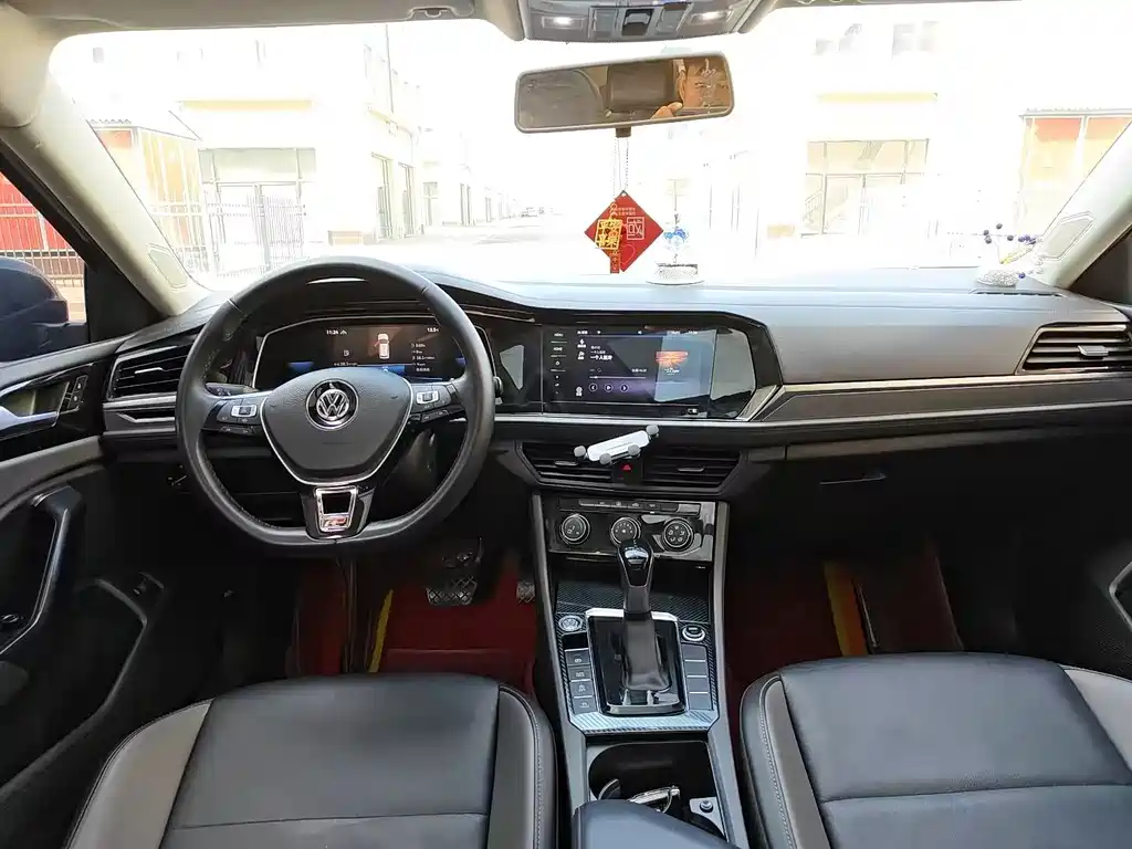Volkswagen Sagitar — миниатюра 4