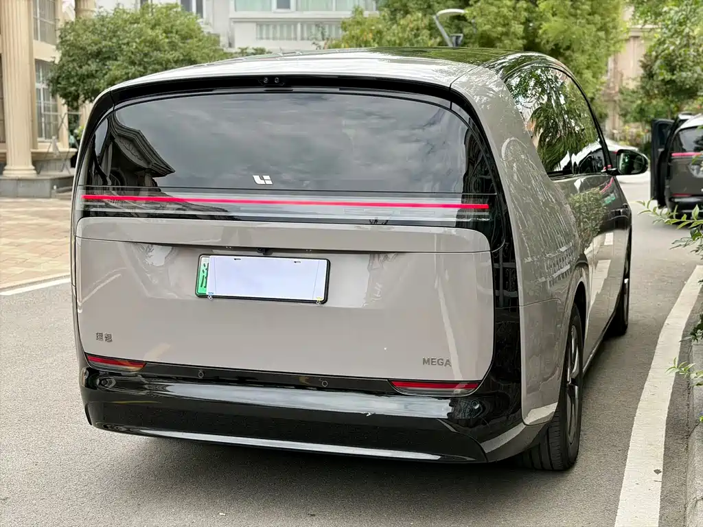 Li Auto Li MEGA — миниатюра 5