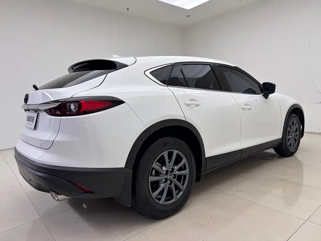 MAZDA CX 4