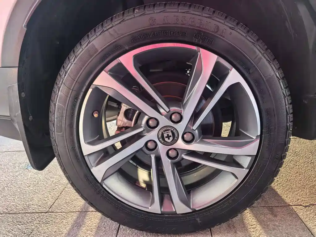 GEELY AUTOMOBILE BINYUE