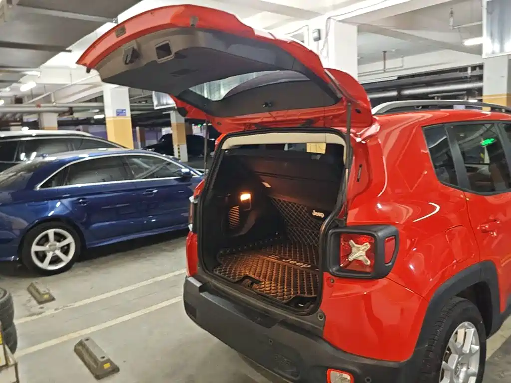 Jeep Renegade — миниатюра 19