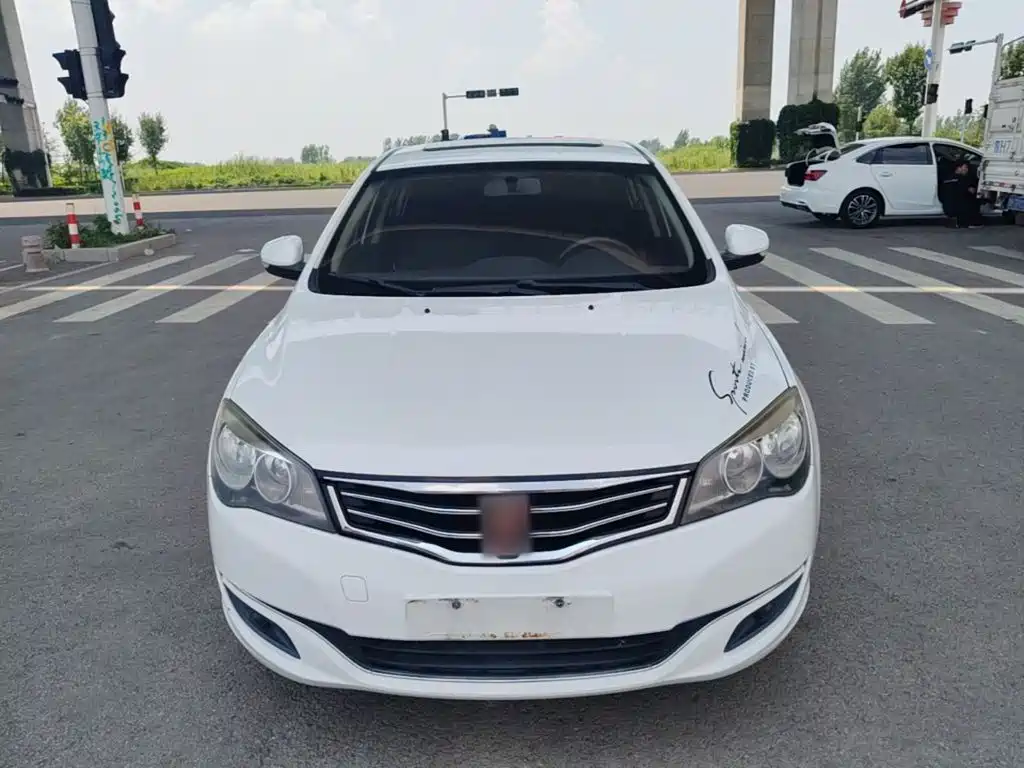 Roewe 350 — миниатюра 3