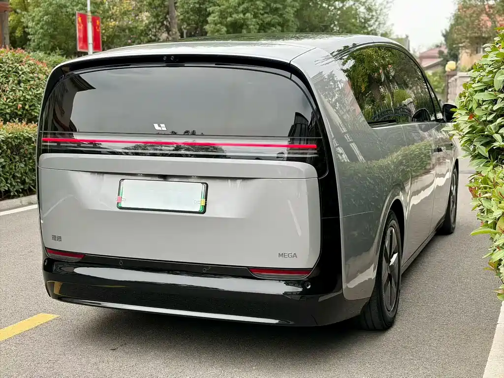 Li Auto Li MEGA — миниатюра 4