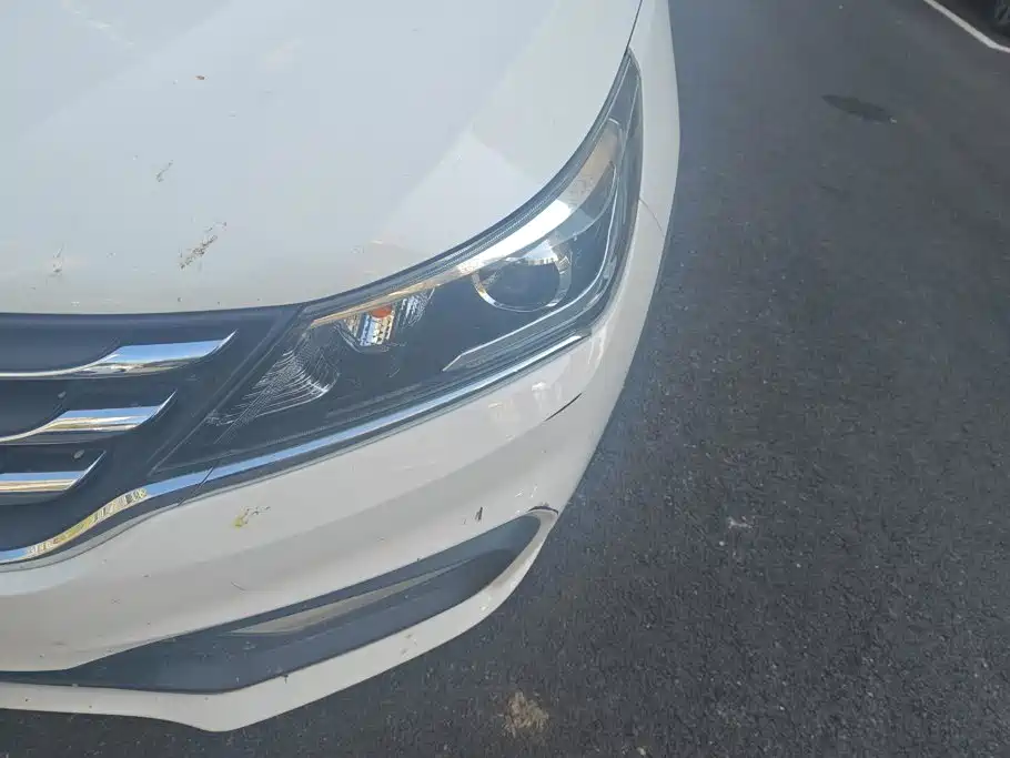 Baojun 310W — миниатюра 5