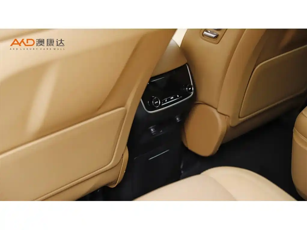 Li Auto Li ONE — миниатюра 10