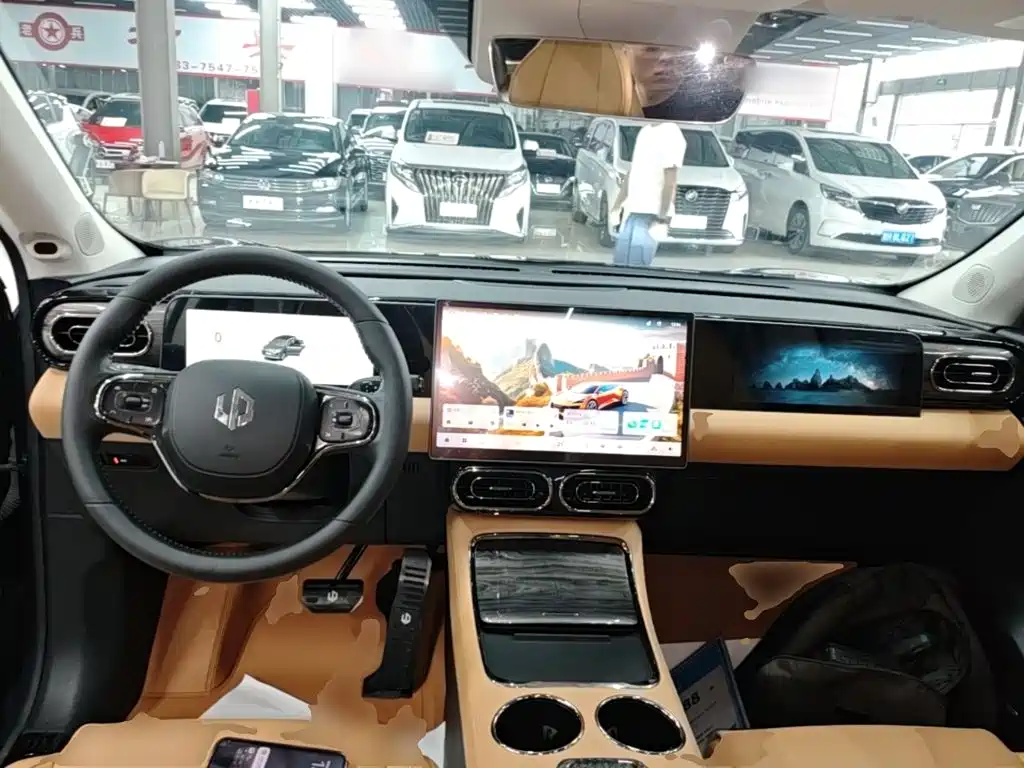 Leapmotor Leapmotor C11 — миниатюра 10