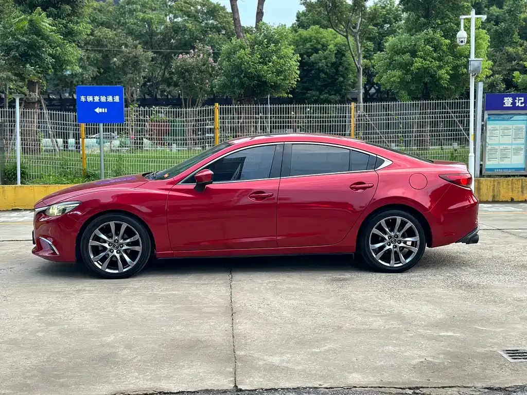 Mazda Atenza — миниатюра 5