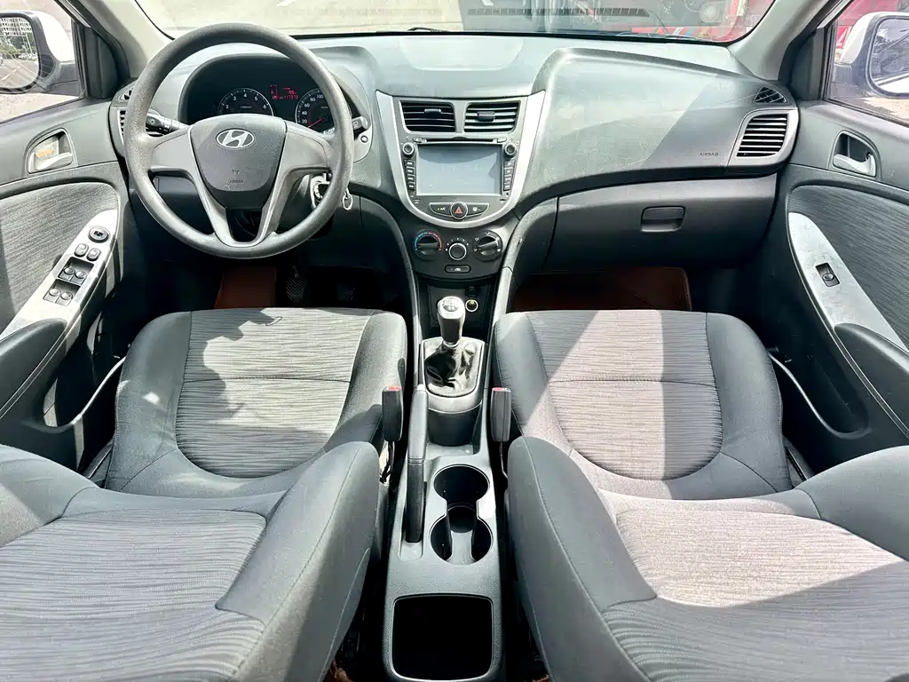 Hyundai Ruiyi 1.4L Manual GLX, фото 32