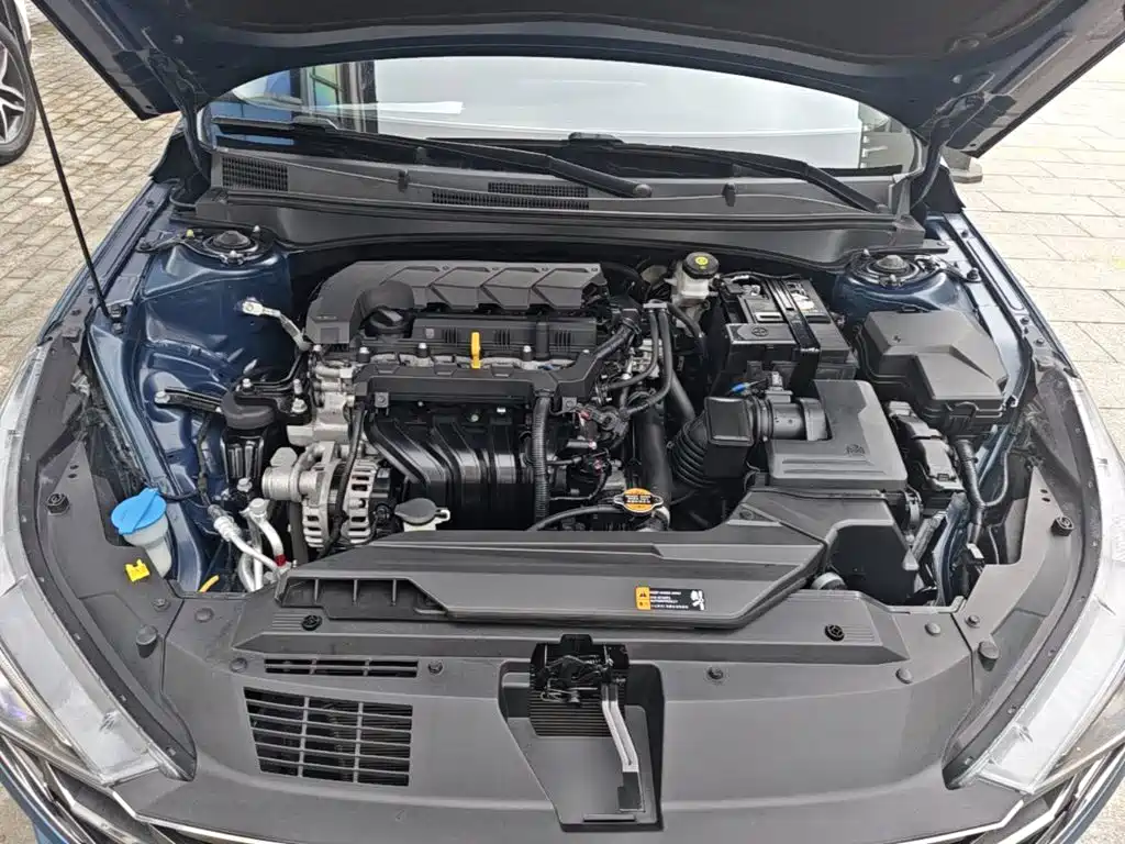 Hyundai Elantra — миниатюра 20