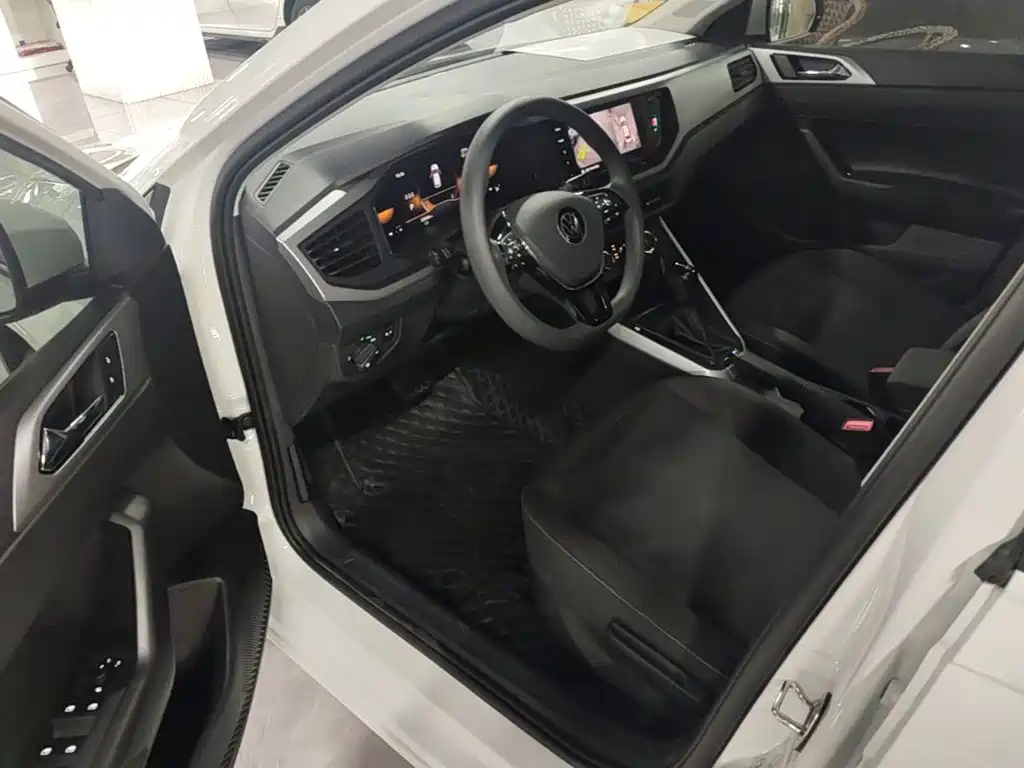 Volkswagen Polo — миниатюра 16