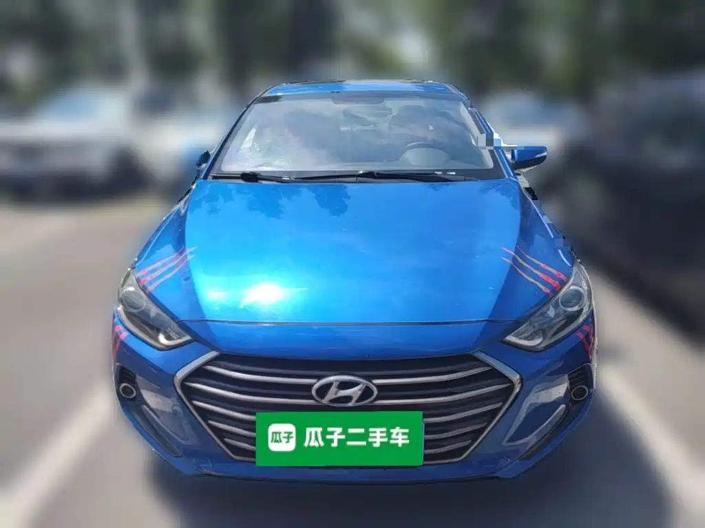 Hyundai Elantra — миниатюра 5