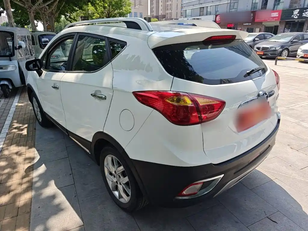 JAC S3 2014 1.5L MT Luxury
