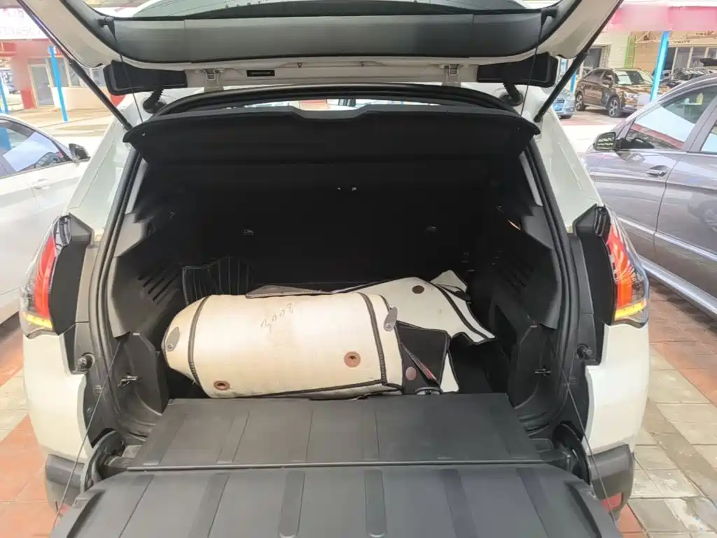 Peugeot 3008 — миниатюра 19