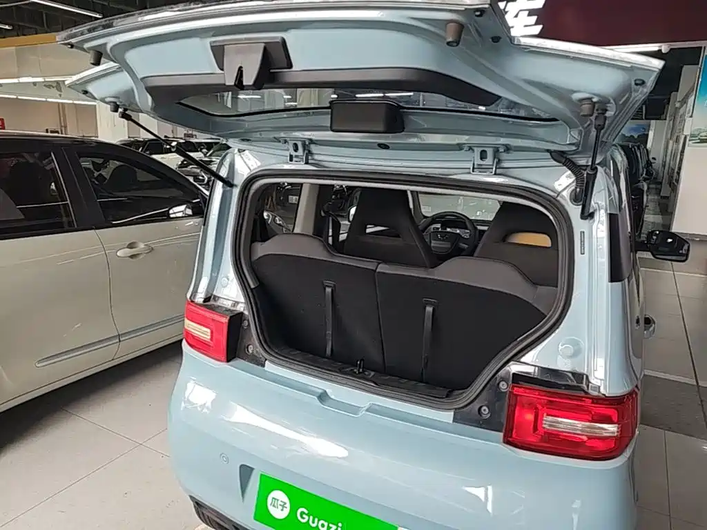 Wuling MINIEV — миниатюра 19