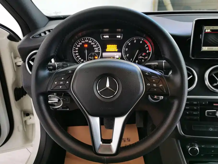 Mercedes-Benz A-Class (Import) — миниатюра 15
