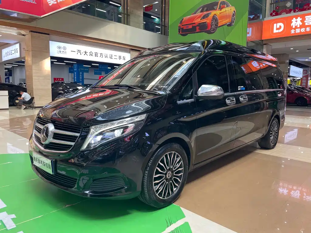 Mercedes-Benz V-Class