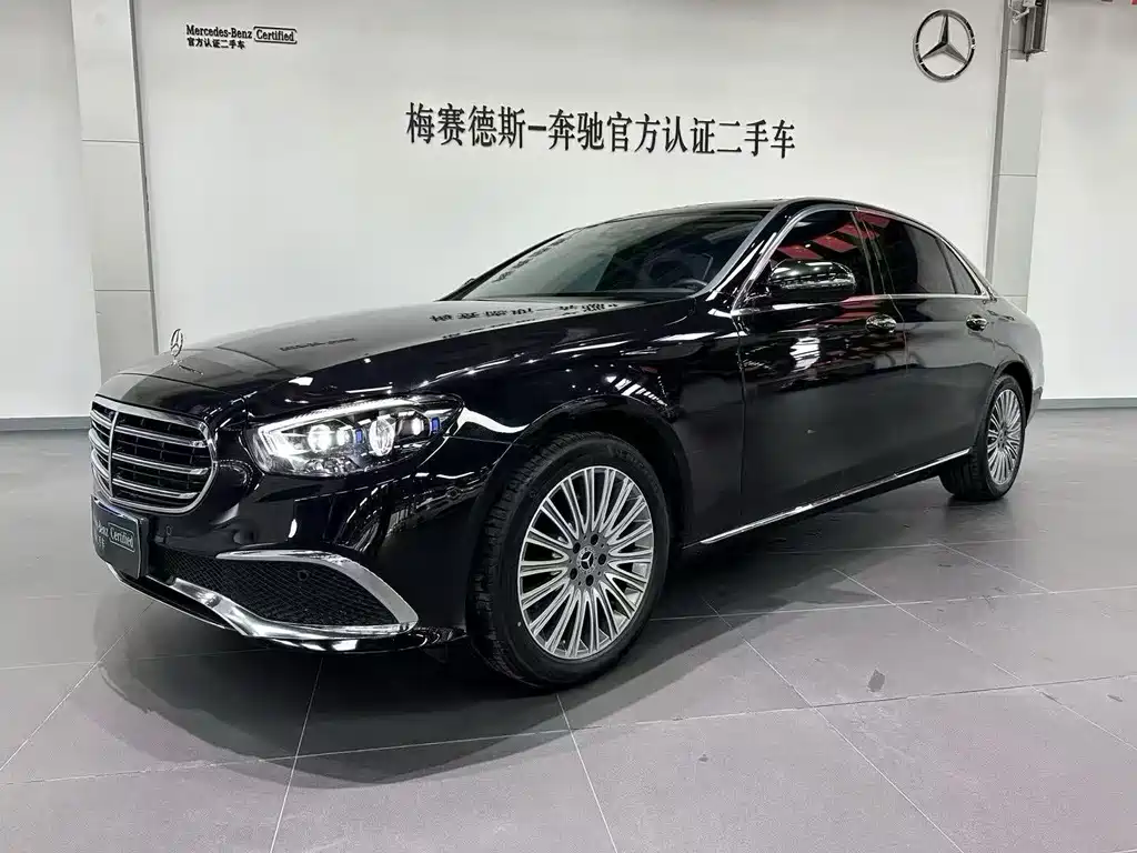 Mercedes-Benz E-Class 2022