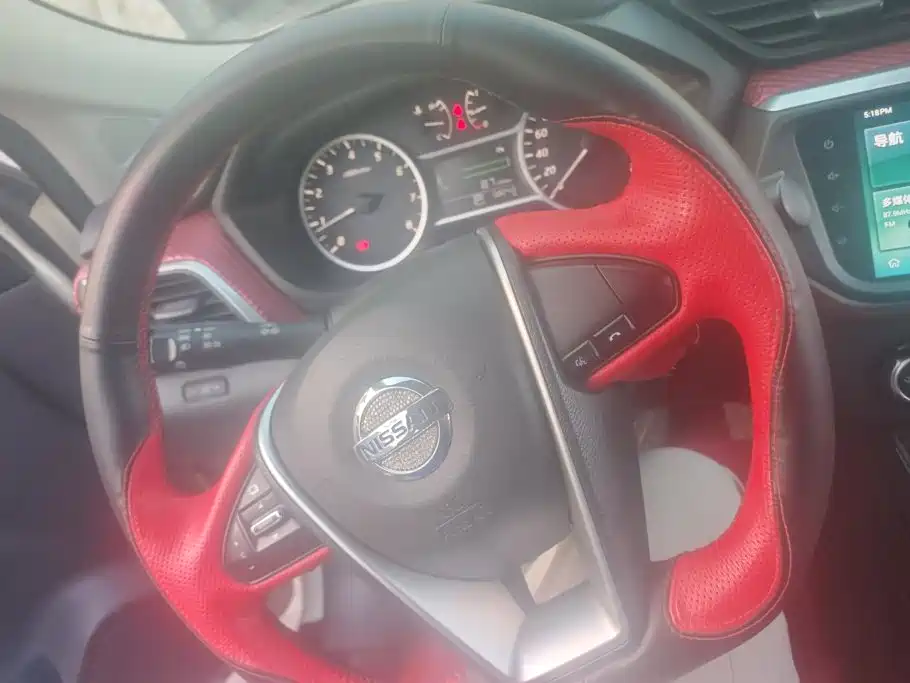 Nissan Bluebird — миниатюра 15