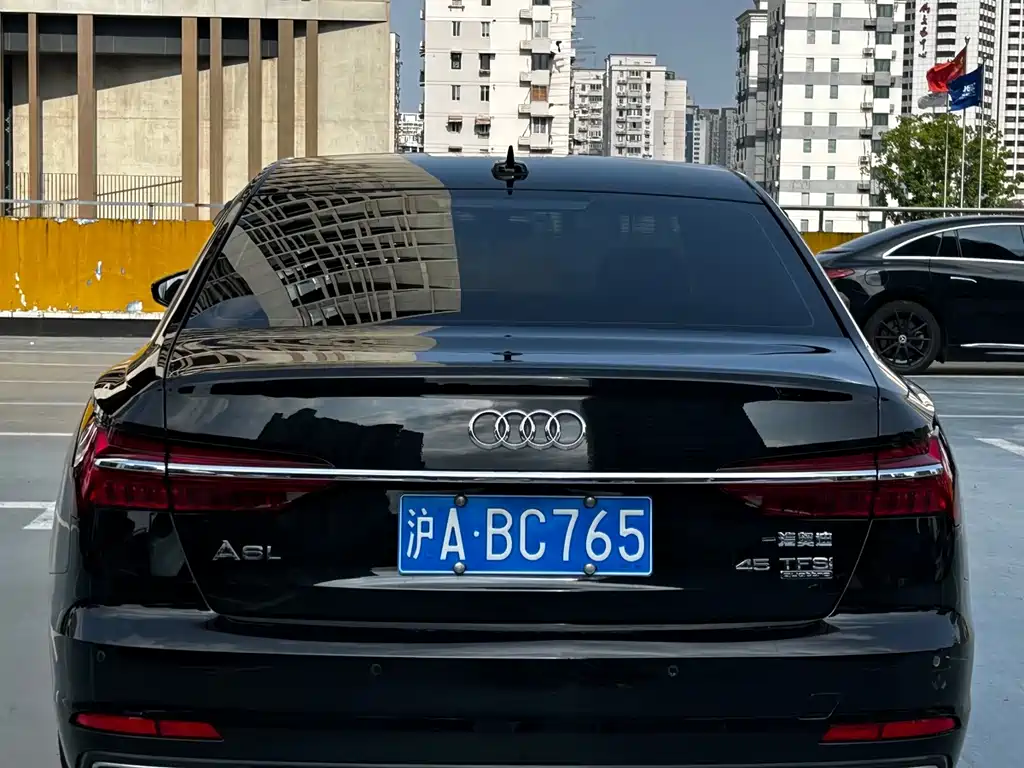 Audi A6L — миниатюра 4