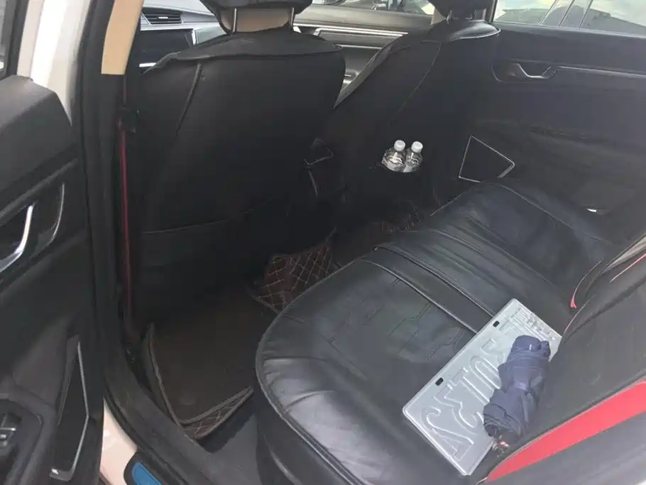 Geely Emgrand GS — миниатюра 11