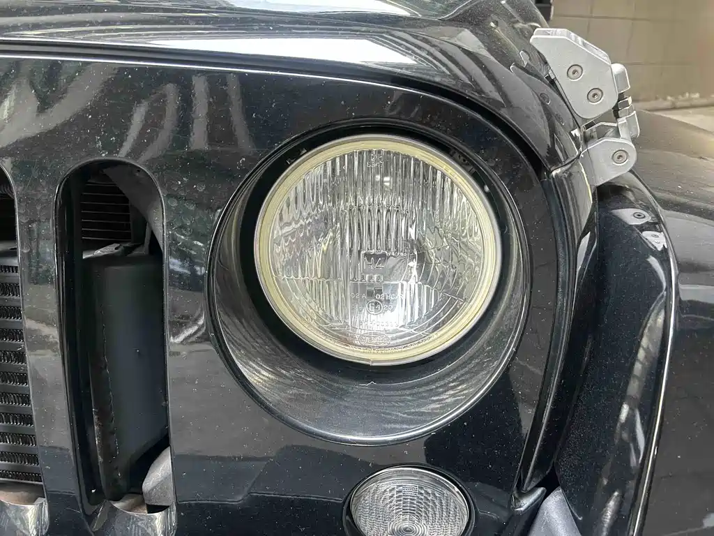 Jeep Wrangler — миниатюра 16