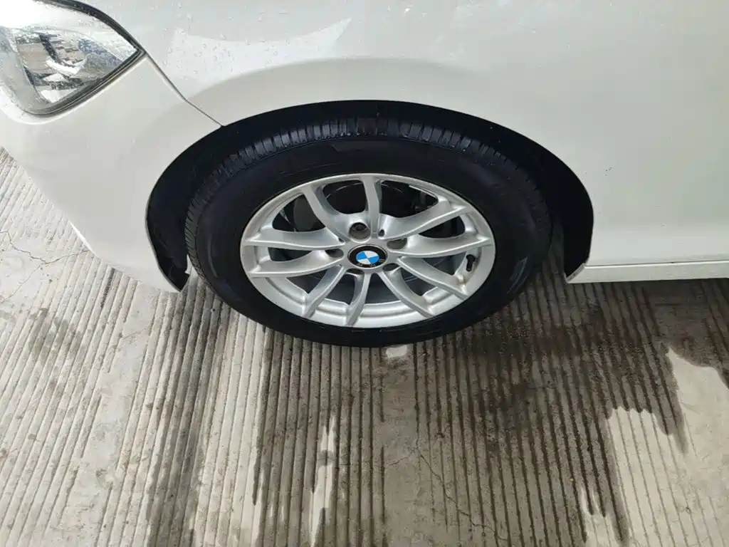 BMW 1 Series (Import) — миниатюра 23