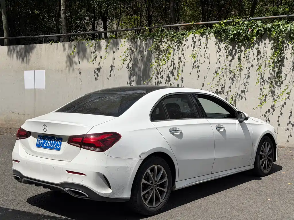 Mercedes-Benz A-Class — миниатюра 7