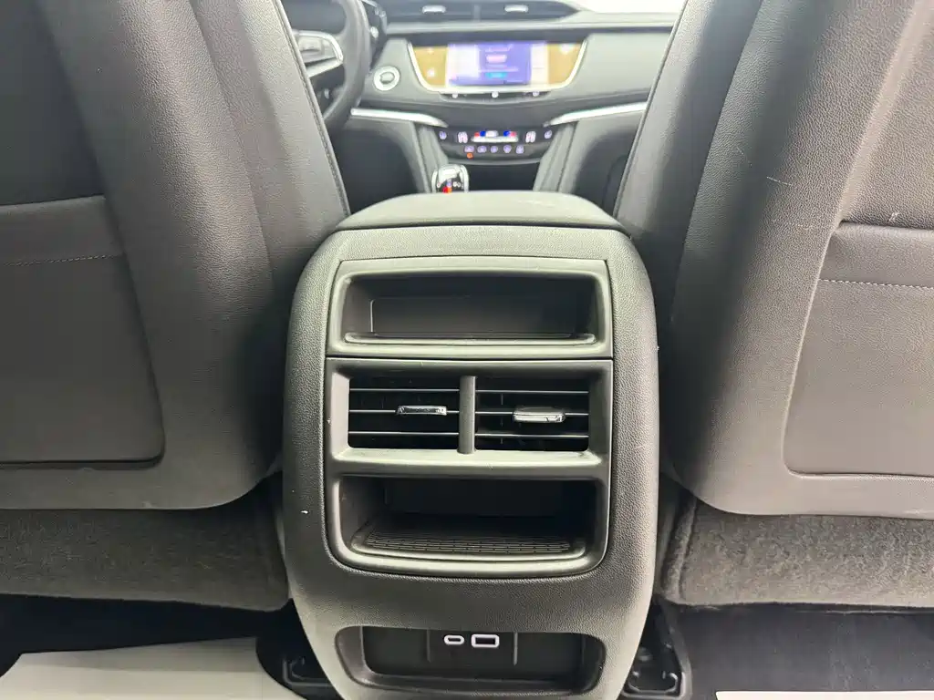 Cadillac XT5 — миниатюра 20