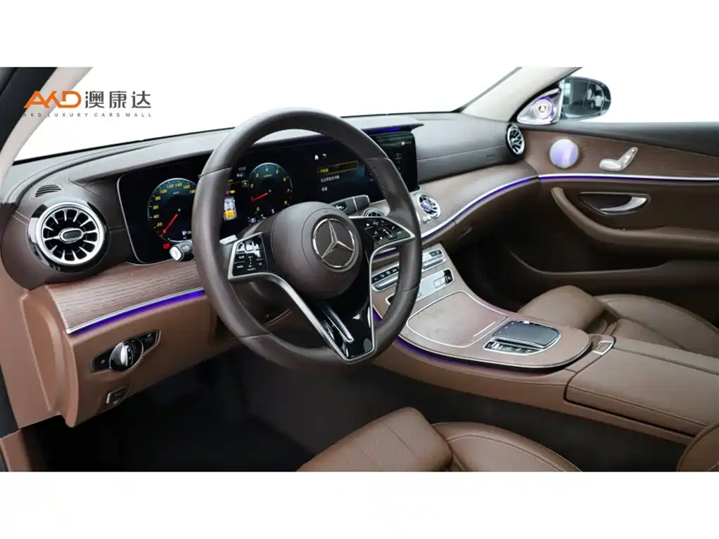 Mercedes-Benz E-Class — миниатюра 6