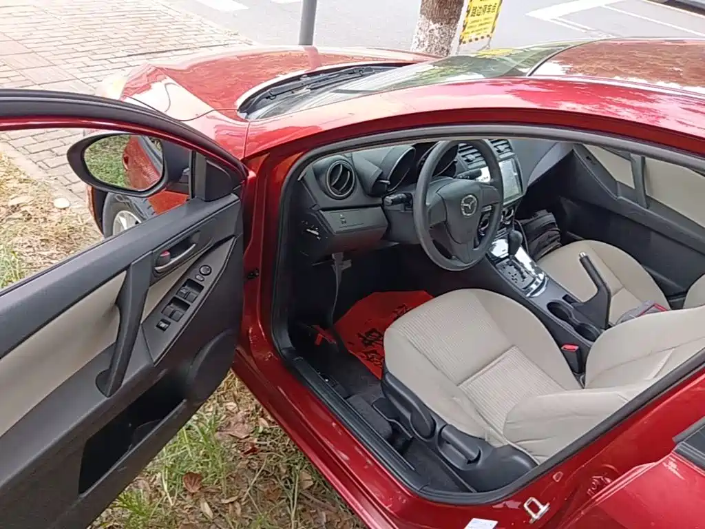 Mazda 3 Xingcheng — миниатюра 16
