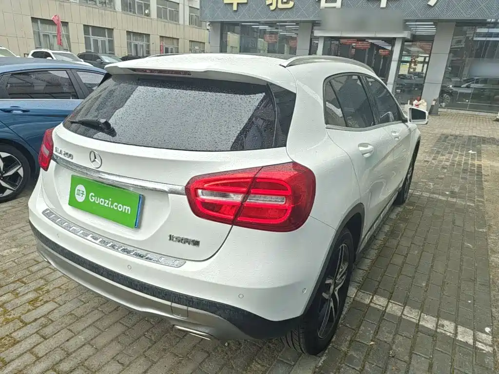 Mercedes-Benz GLA — миниатюра 7