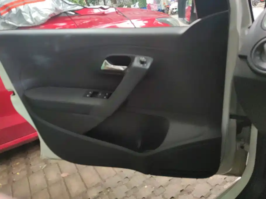 Volkswagen Polo — миниатюра 7