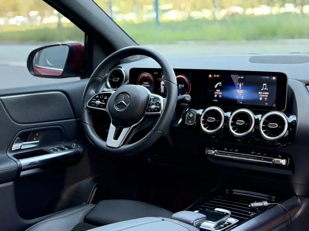 Mercedes-Benz B-Class — миниатюра 19