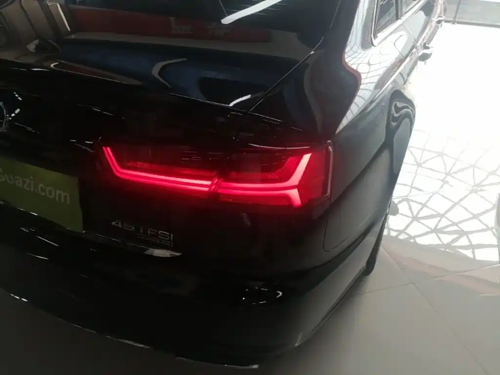 Audi A6L — миниатюра 8