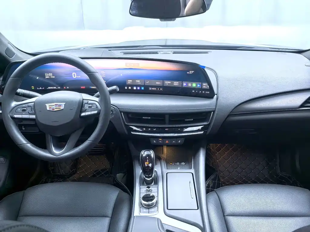 Cadillac CT5 — миниатюра 6