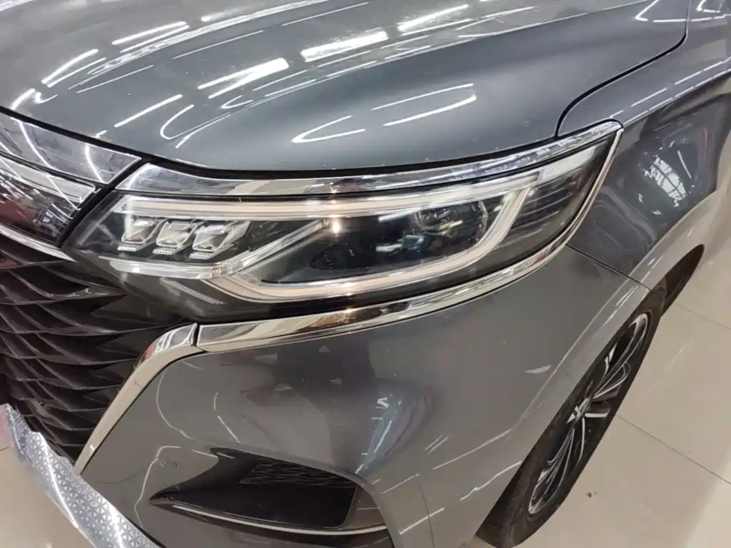 Roewe iMAX8 — миниатюра 24