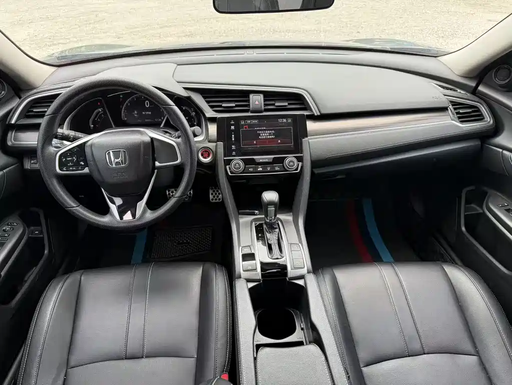 Honda Civic 2019 220TURBO CVT V