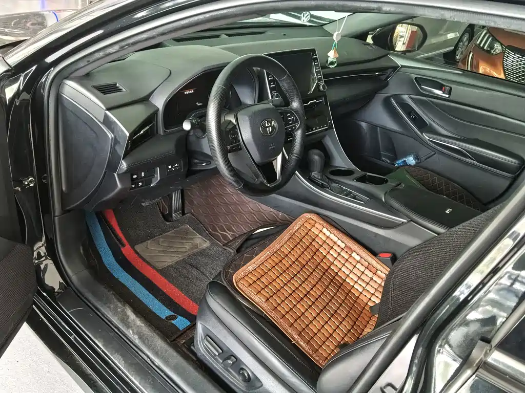 Toyota Avalon — миниатюра 4